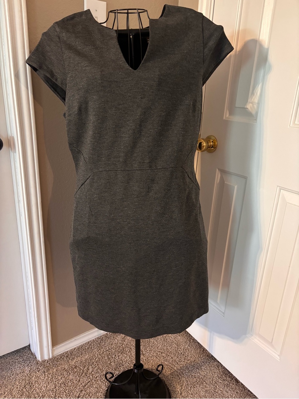 Banana Republic Charcoal Gray Cap-Sleeve Shift Dress